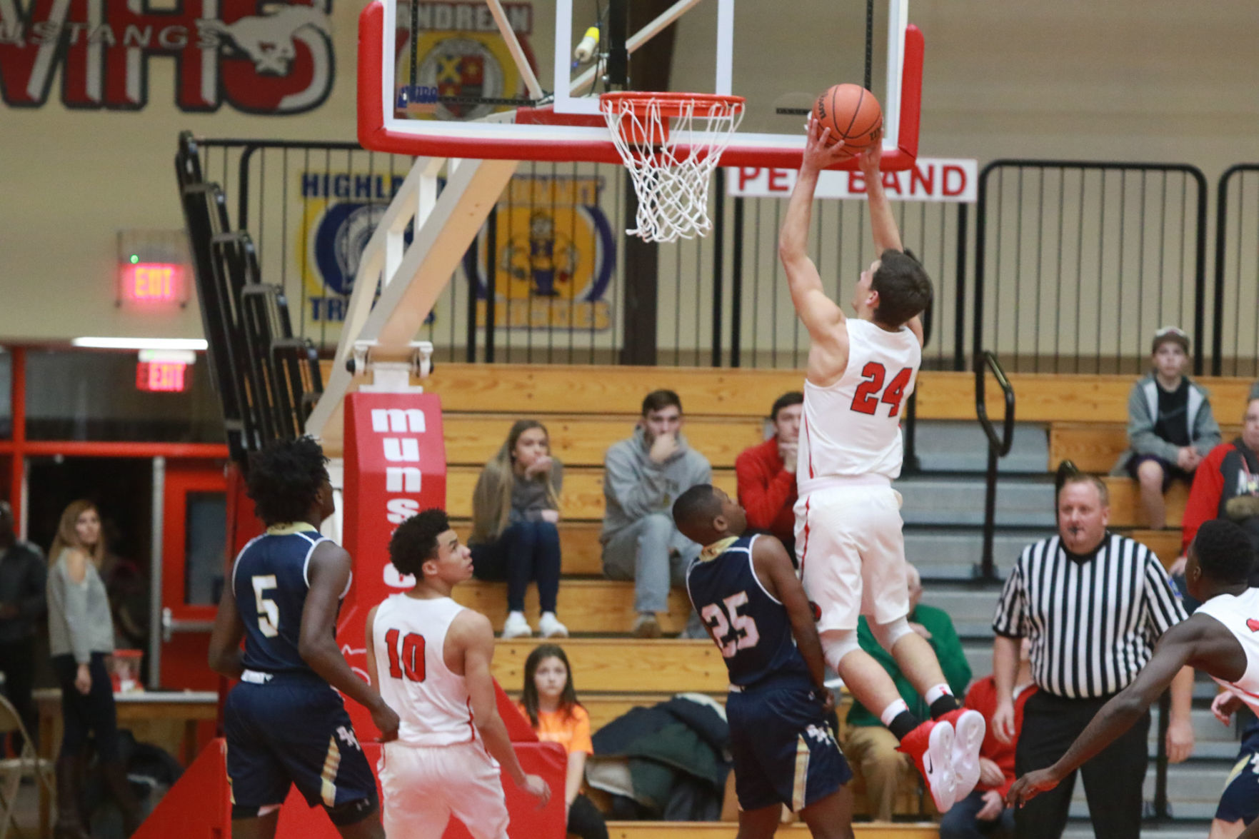 Gallery: Boys basketball - Bishop Noll at Munster